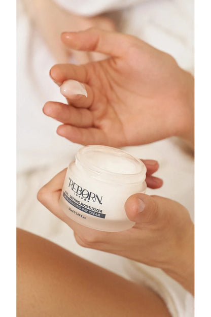 Gündüz Kremi Yaşlanma Karşıtı Nemlendirici ve Cilt Onarıcı - The Reborn London