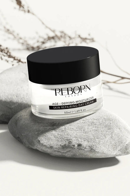 Gündüz Kremi Yaşlanma Karşıtı Nemlendirici ve Cilt Onarıcı - The Reborn London